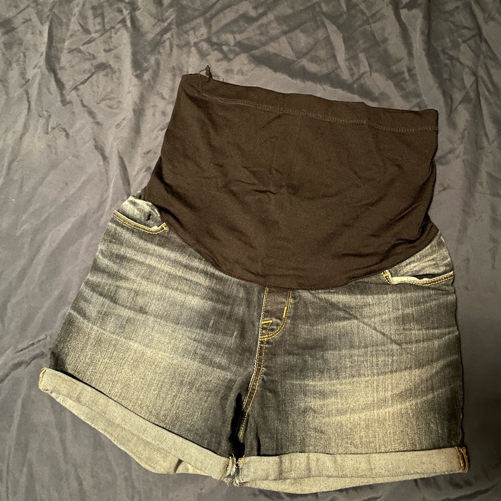 Small maternity shorts